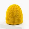 Gorro simple amarelo