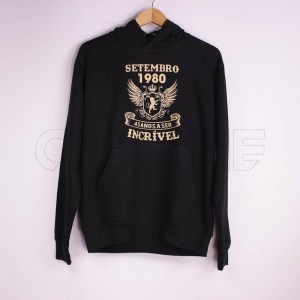 Sweater c/ capuz | Setembro 1980 | Preta