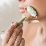 Rolo Massajador Facial e Gua Sha Preto